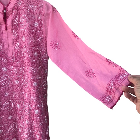 Pink Paisley Embroidered Tunic Top size Small - Picture 6 of 9